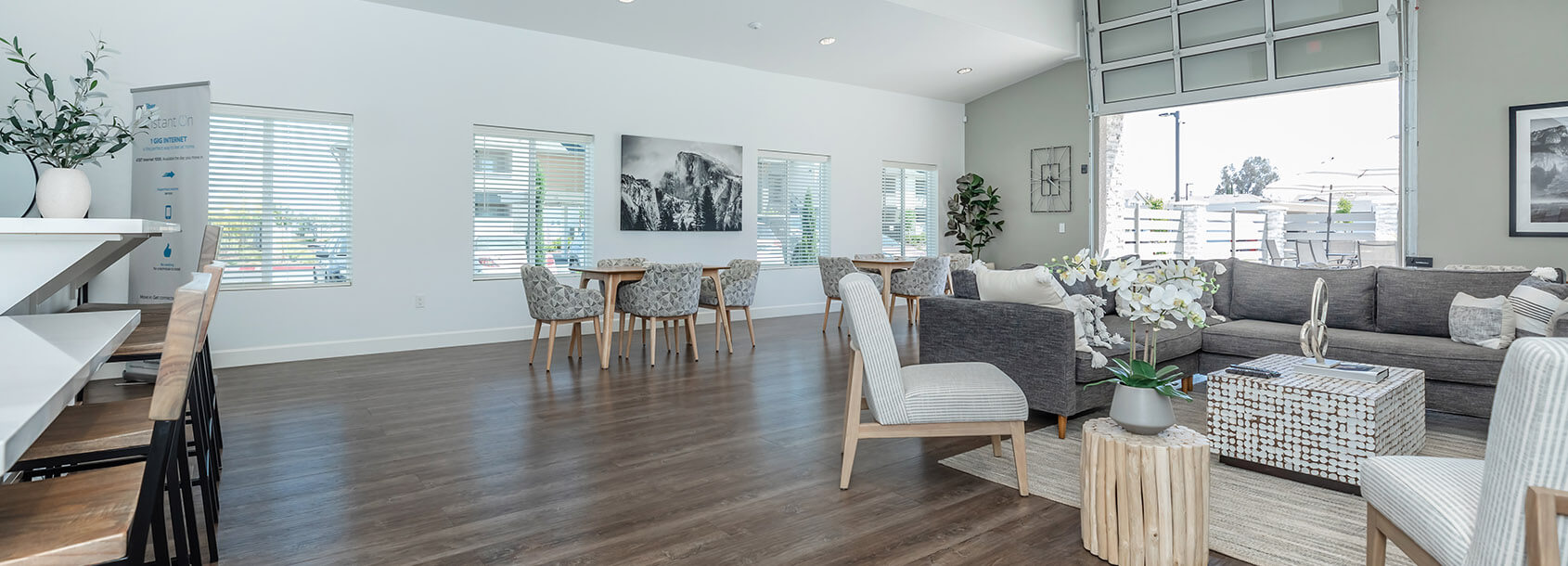 Royal T Management - Home